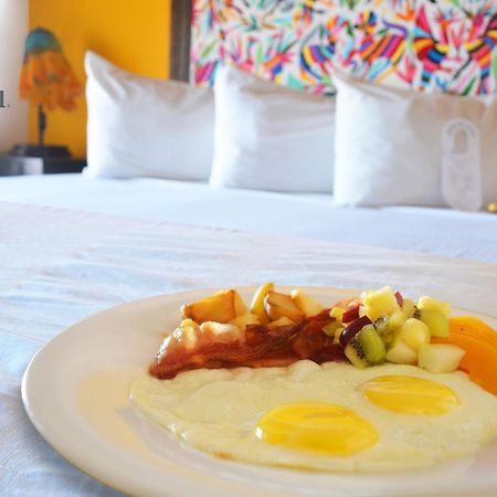 Hotel Posada El Rey Sol 엔세나다 외부 사진