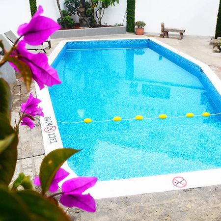 Hotel Posada El Rey Sol 엔세나다 외부 사진