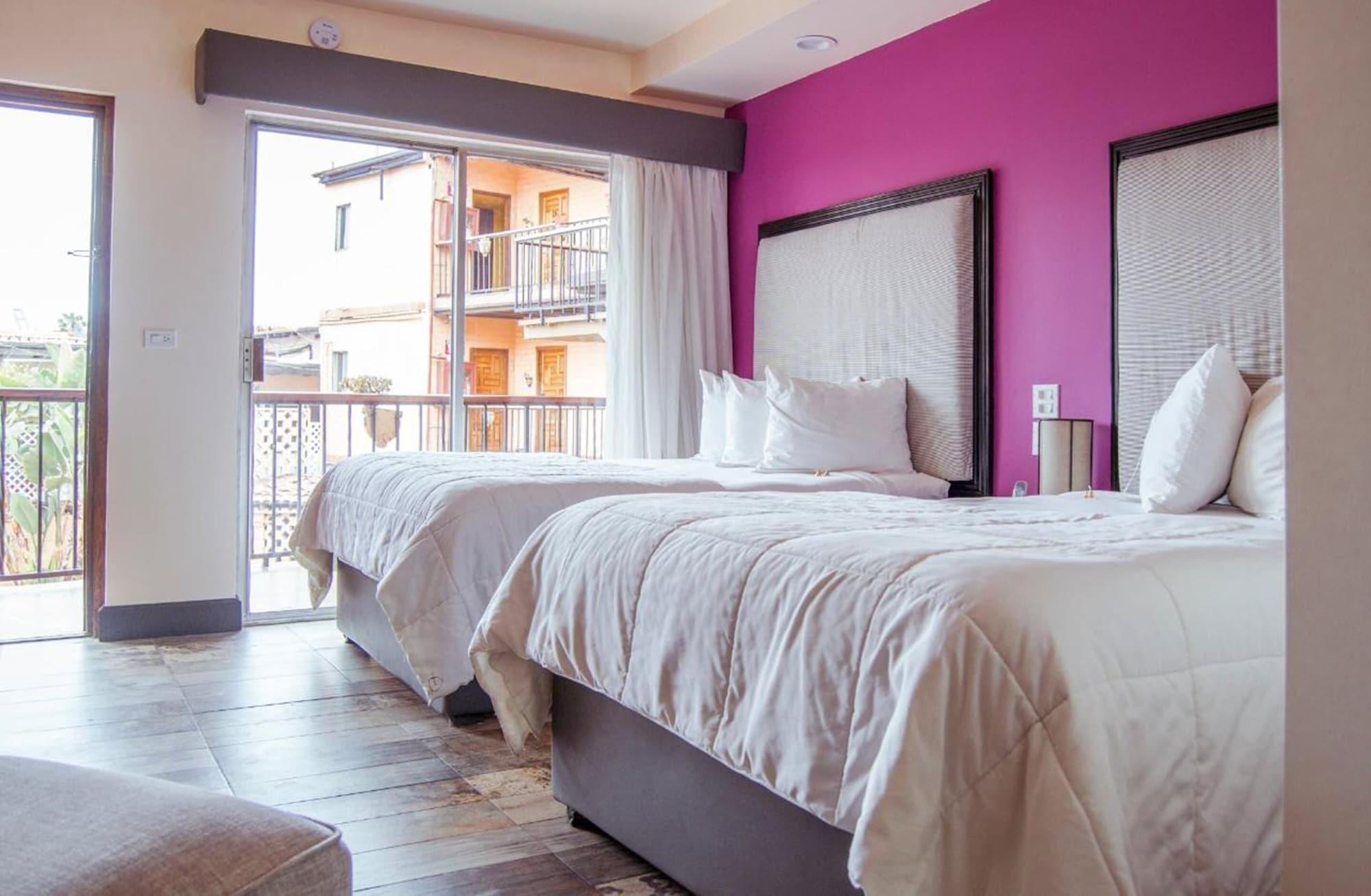 Hotel Posada El Rey Sol 엔세나다 외부 사진