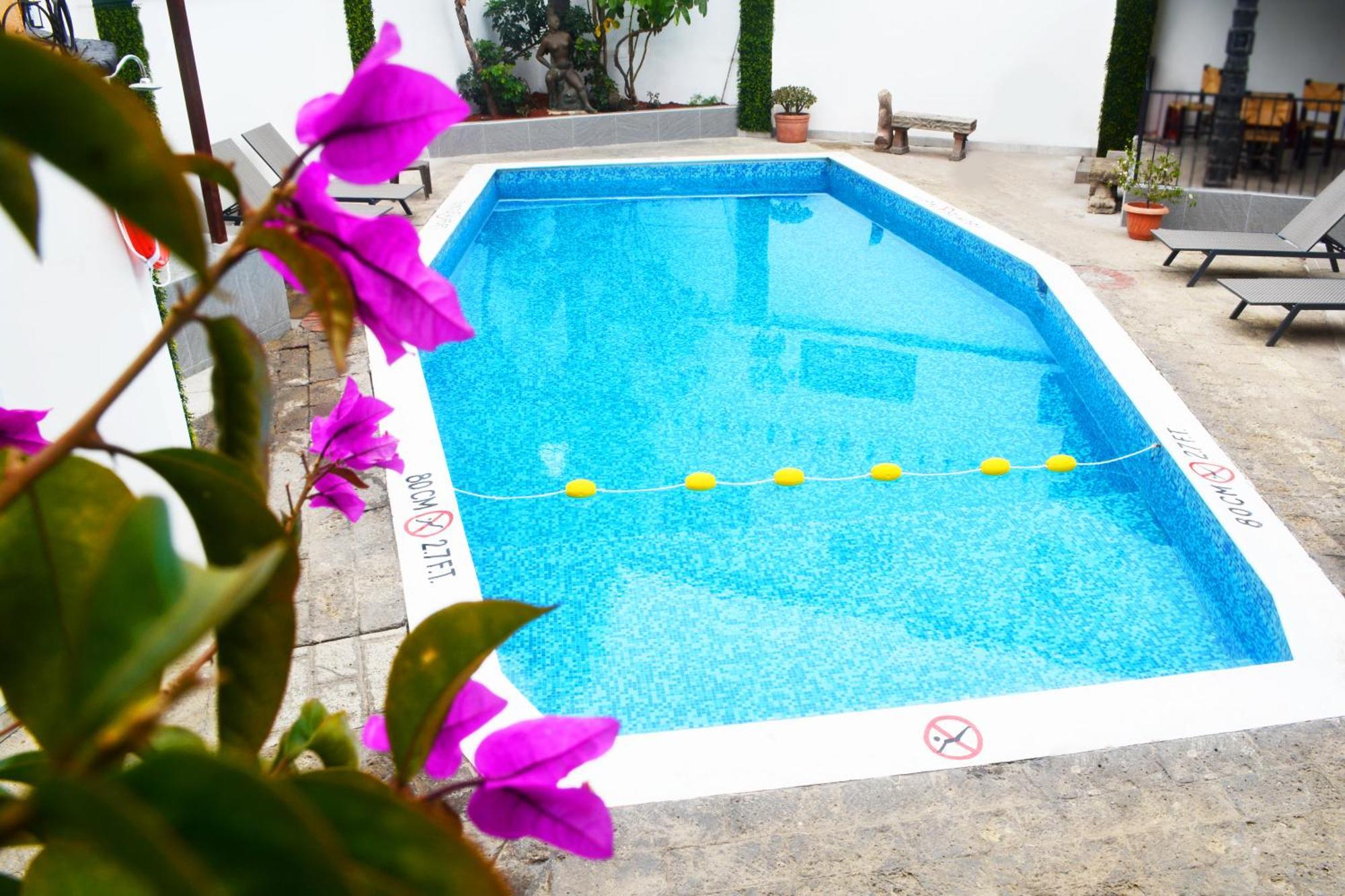 Hotel Posada El Rey Sol 엔세나다 외부 사진