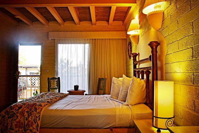 Hotel Posada El Rey Sol 엔세나다 외부 사진