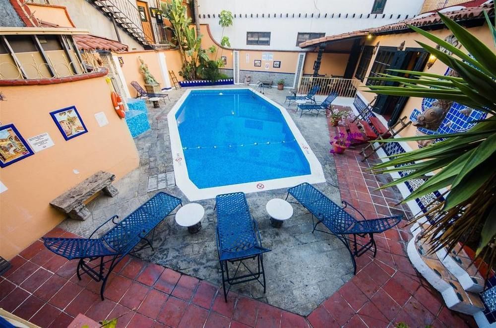 Hotel Posada El Rey Sol 엔세나다 외부 사진