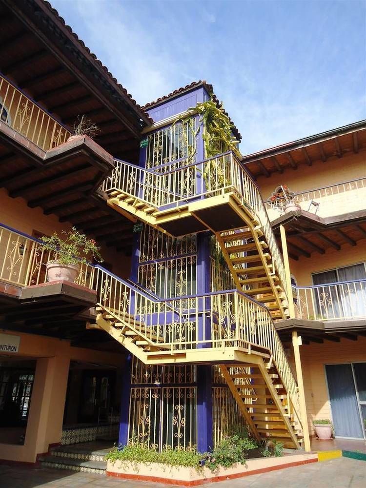 Hotel Posada El Rey Sol 엔세나다 외부 사진